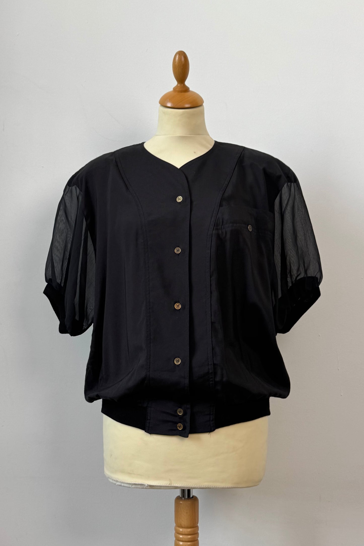 BLACK SHIRT SIZE M/L UK 10/12