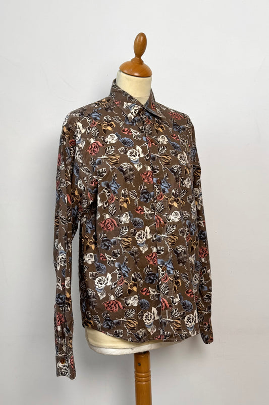 Vintage Graphic Print Shirt in Size S (Men’s/Unisex)