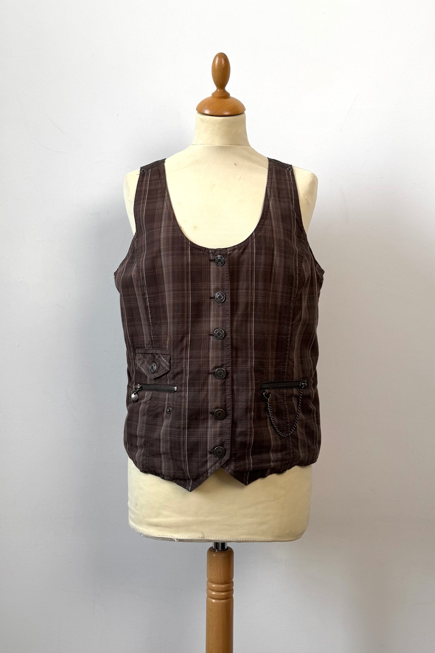 CHECKED VEST SIZE L UK 12/14