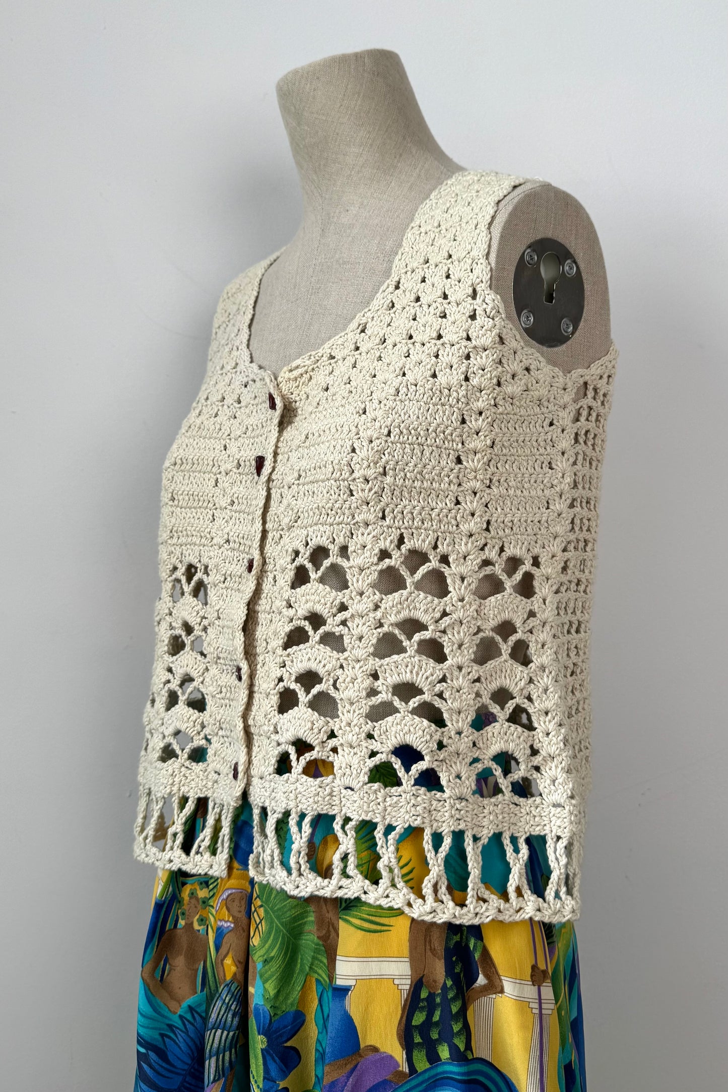 CROCHET TOP SIZE S/M UK 8/10