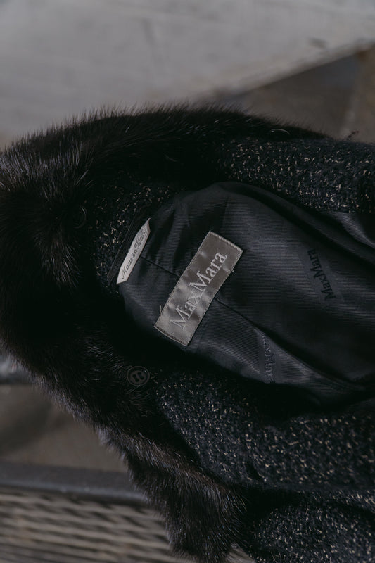 Max Mara Bouclé Black Coat with Fur Collar Size S uk 6/8