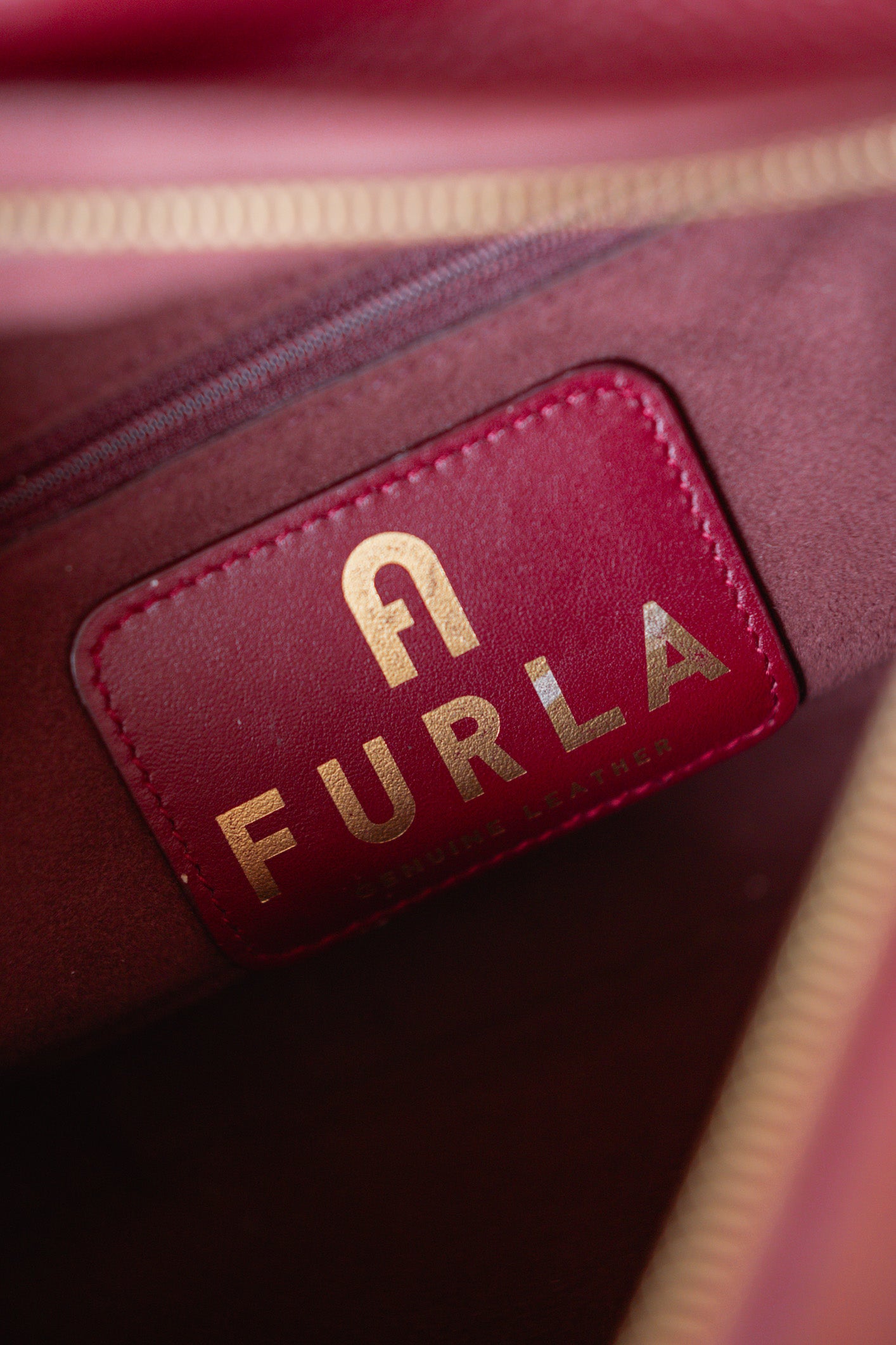 Vintage Furla Meraviglia Bag - Burgundy Leather Crossbody Handbag, Made in Italy