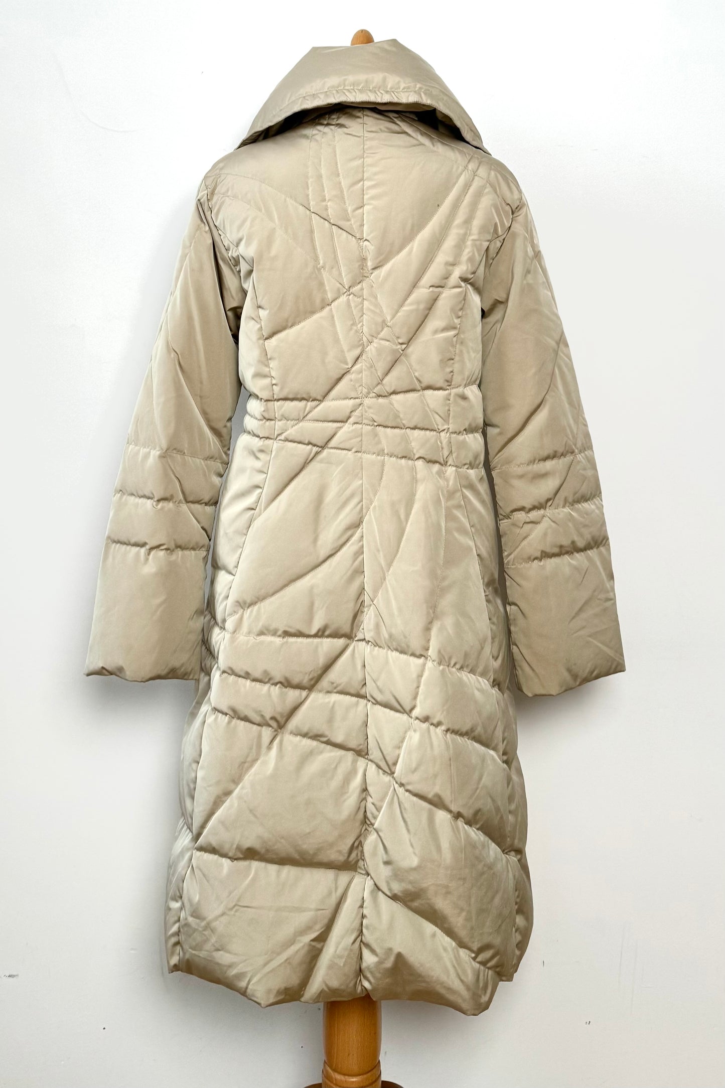 Ivory Moncler Puffer Coat in Size M UK 10