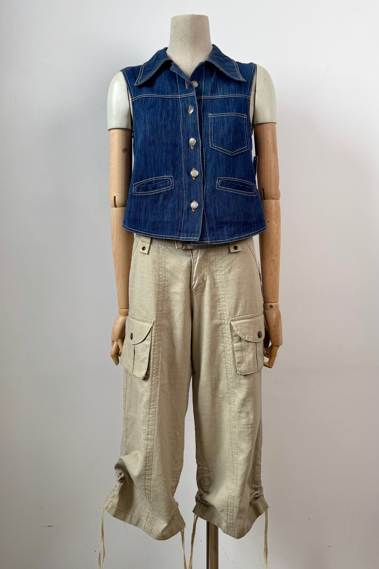 DENIM VEST SIZE XS/S UK 6/8