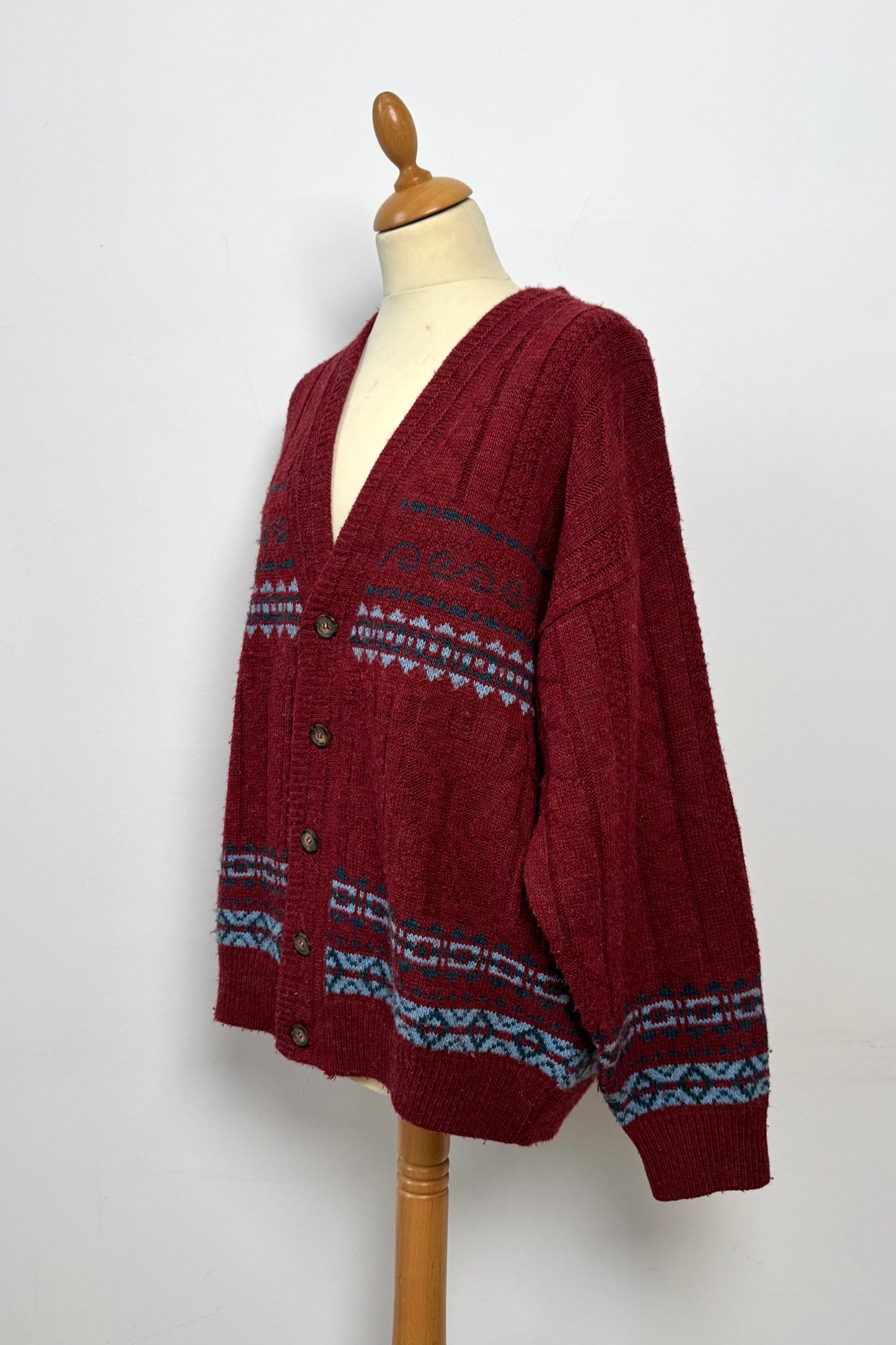 BURGUNDY CARDIGAN SIZE L/XL UK 12/14