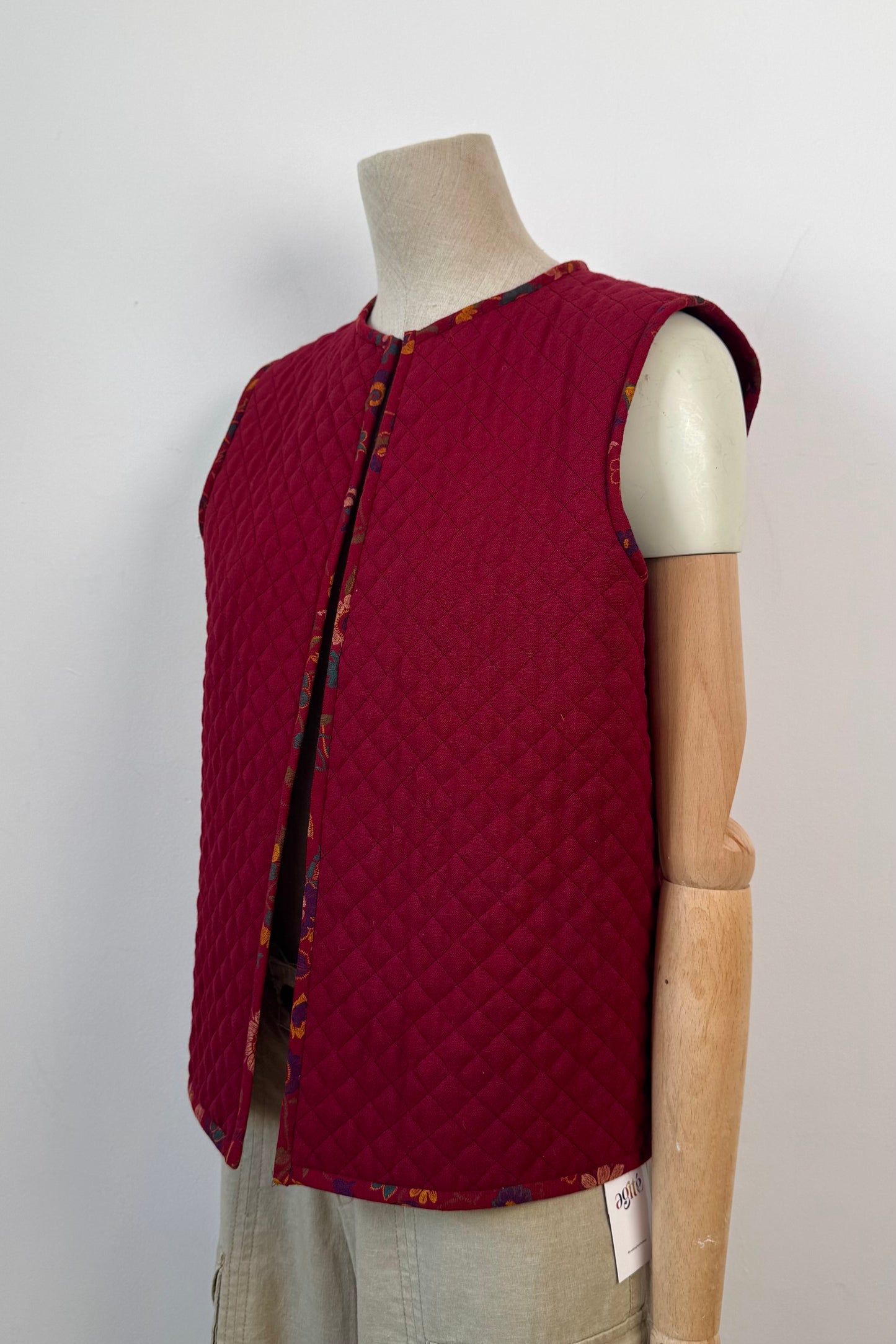 PADDED BURGUNDY VEST SIZE S/M UK 8/10