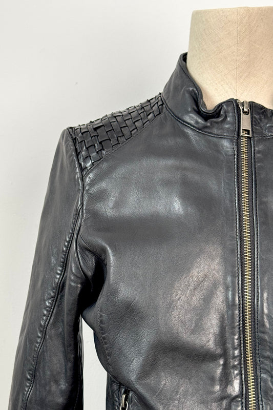LEATHER JACKET SIZE S UK 6/8