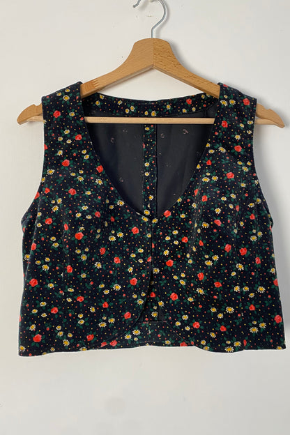 Two-piece set Floral Waistcoat top & A-line skirt SIZE S/M