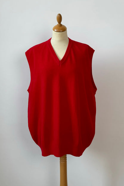 RED LAMBSWOOL VEST SIZE XL UK 14/16