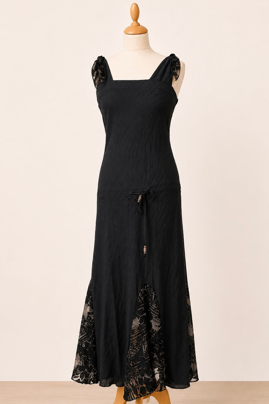 Vintage Black Lace Detail Maxi-Dress