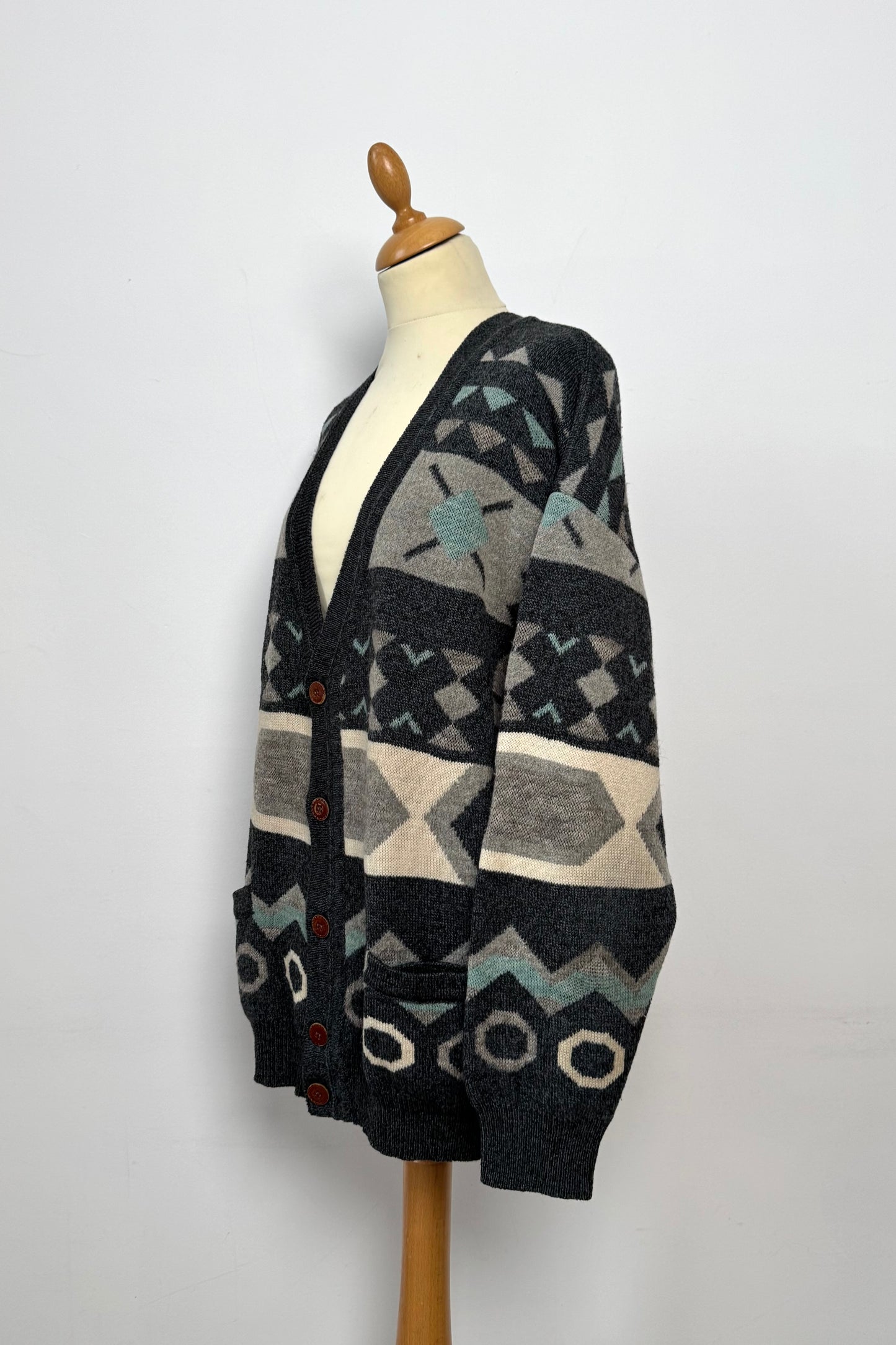 PATTERN CARDIGAN SIZE L/XL UK 12/14