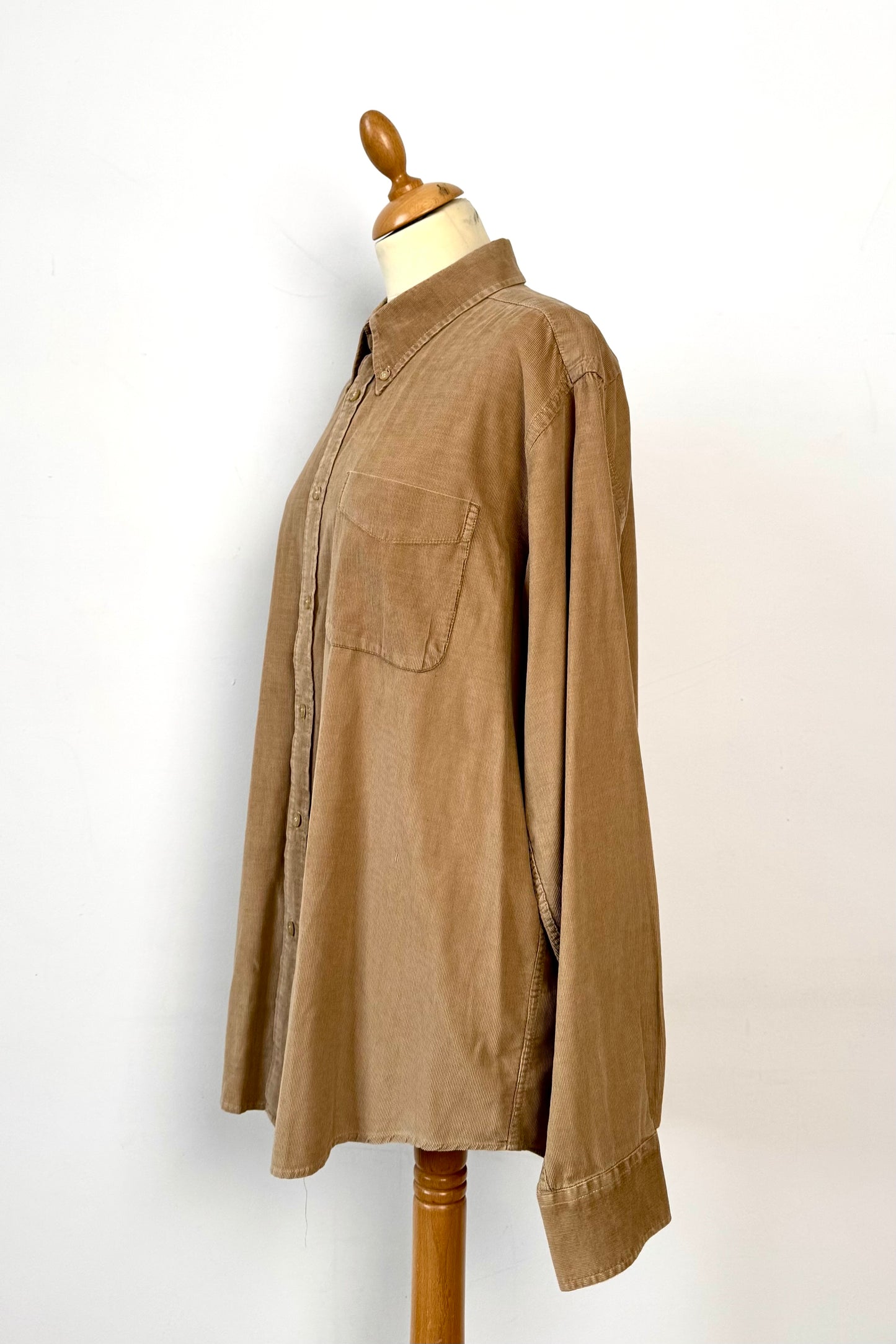 CORDUROY CAMEL SHIRT SIZE XL UK 12/14