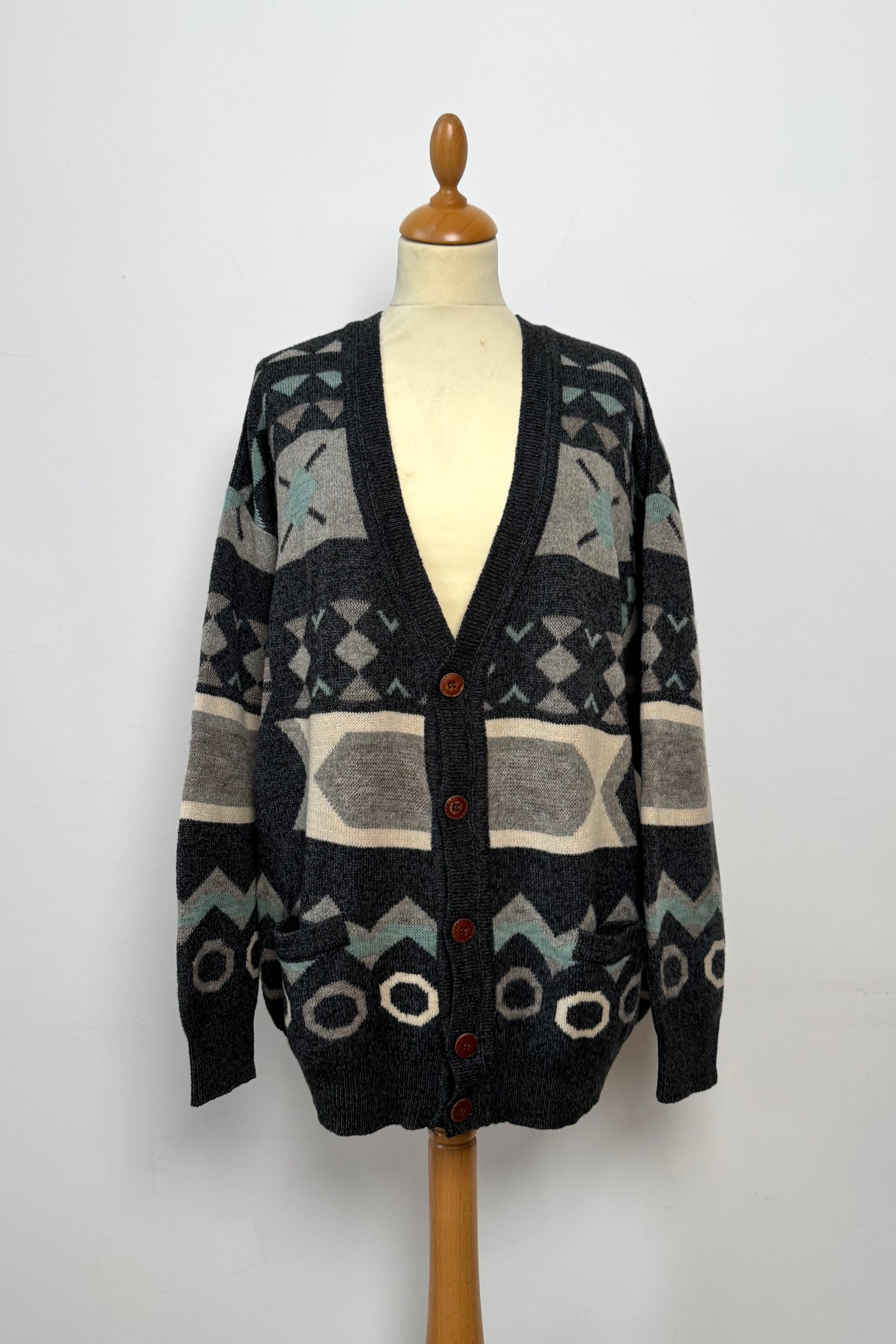 PATTERN CARDIGAN SIZE L/XL UK 12/14