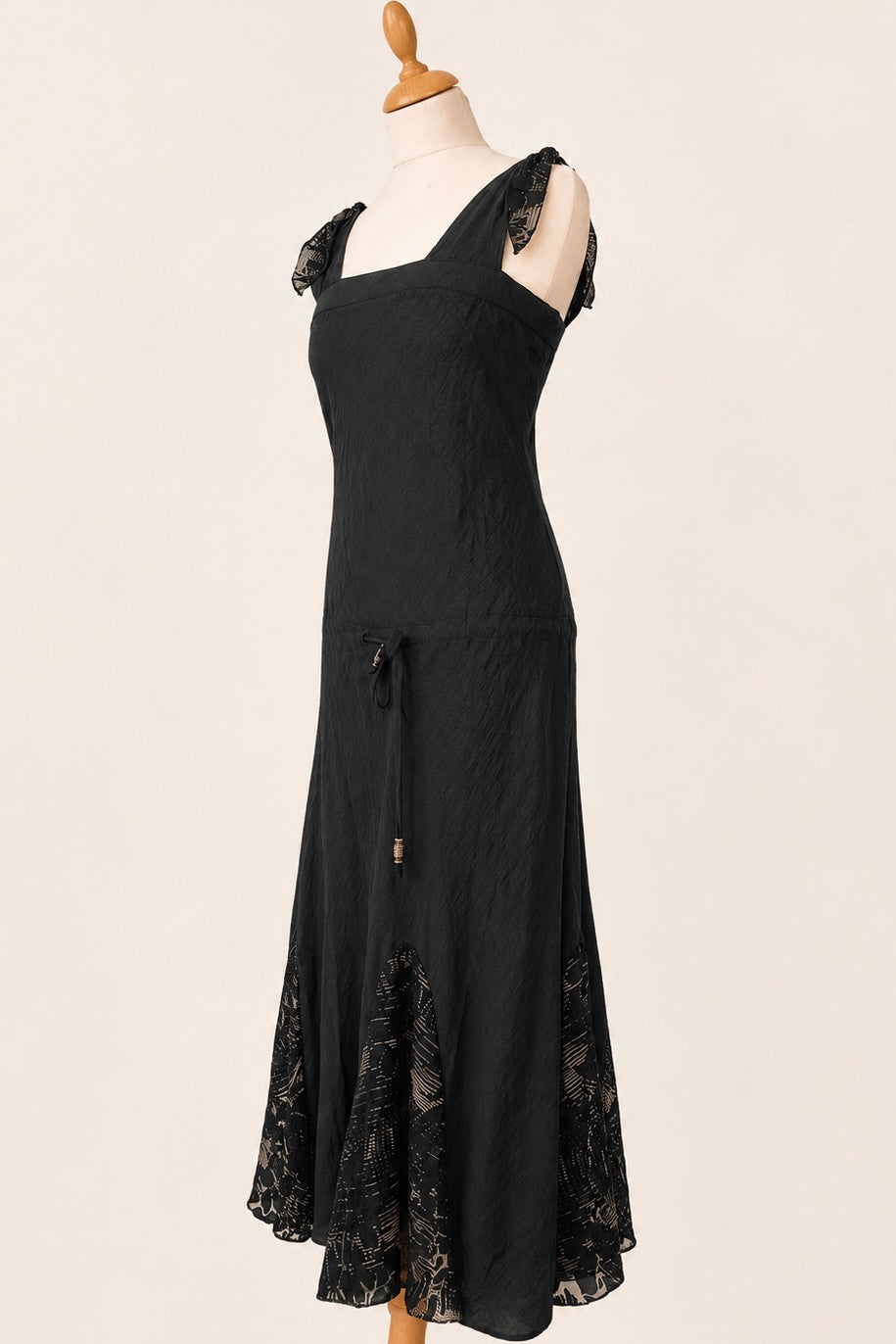 Vintage Black Lace Detail Maxi-Dress