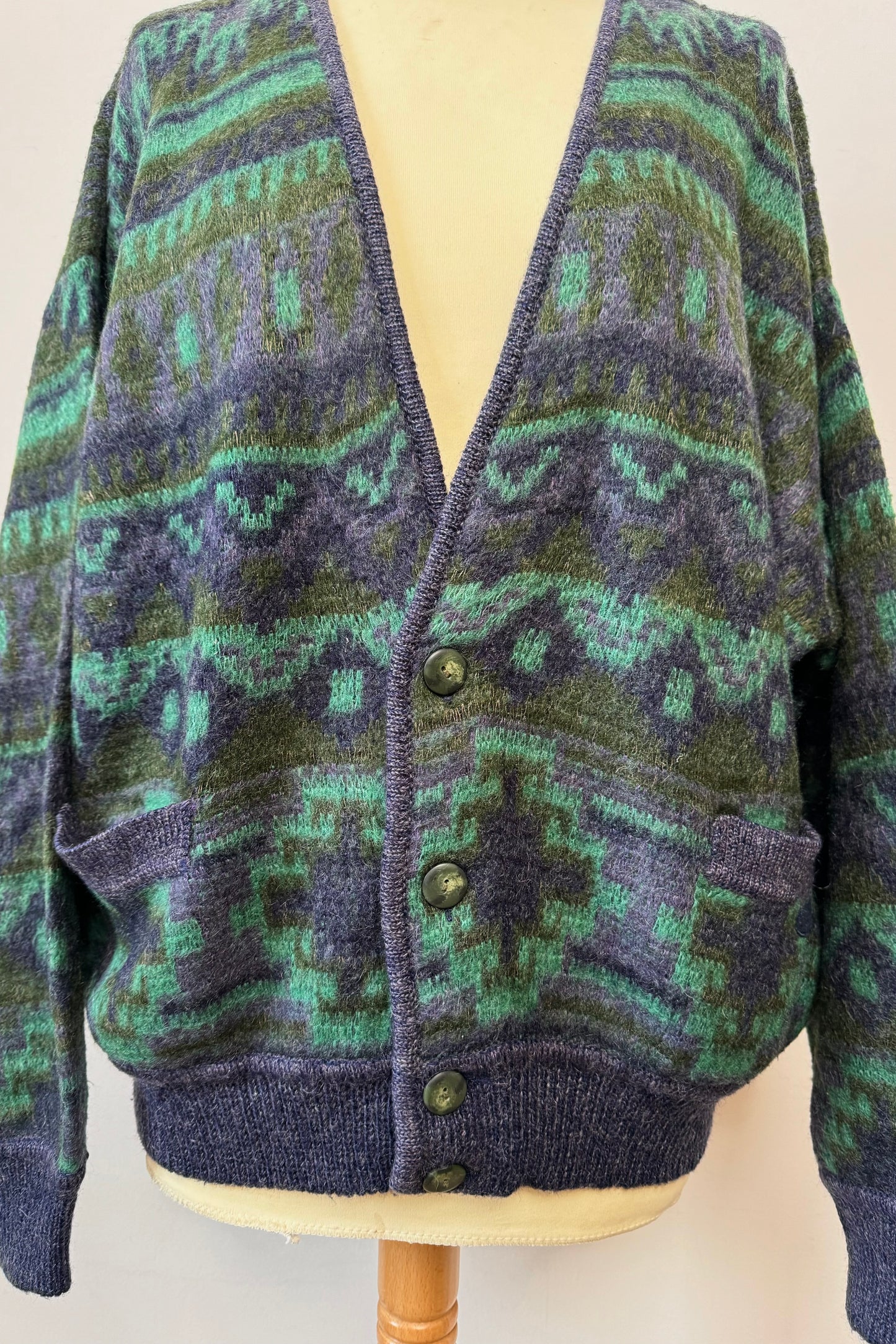 PATTERN CARDIGAN SIZE L