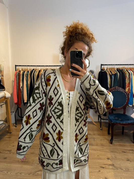 PATTERN CARDIGAN