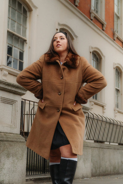 Camel Wool Coat with Fur Collar 50s/60s Size L/XL UK 12/14
