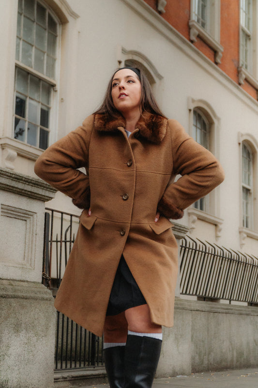 Camel Wool Coat with Fur Collar 50s/60s Size L/XL UK 12/14