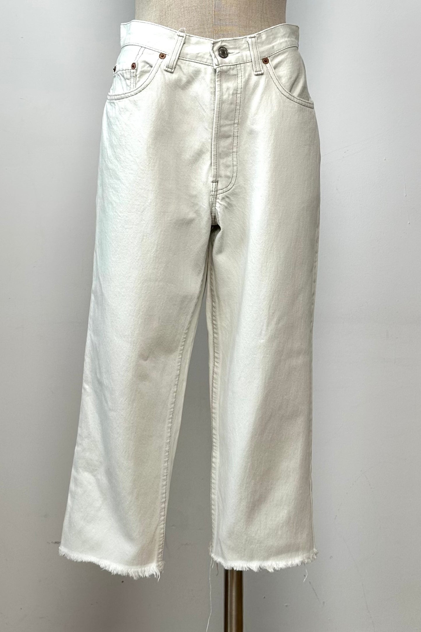CAPRI WHITE LEVIS SIZE 6 EU 34