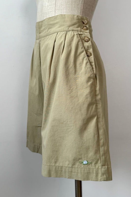BEIGE SHORTS SIZE M UK 10