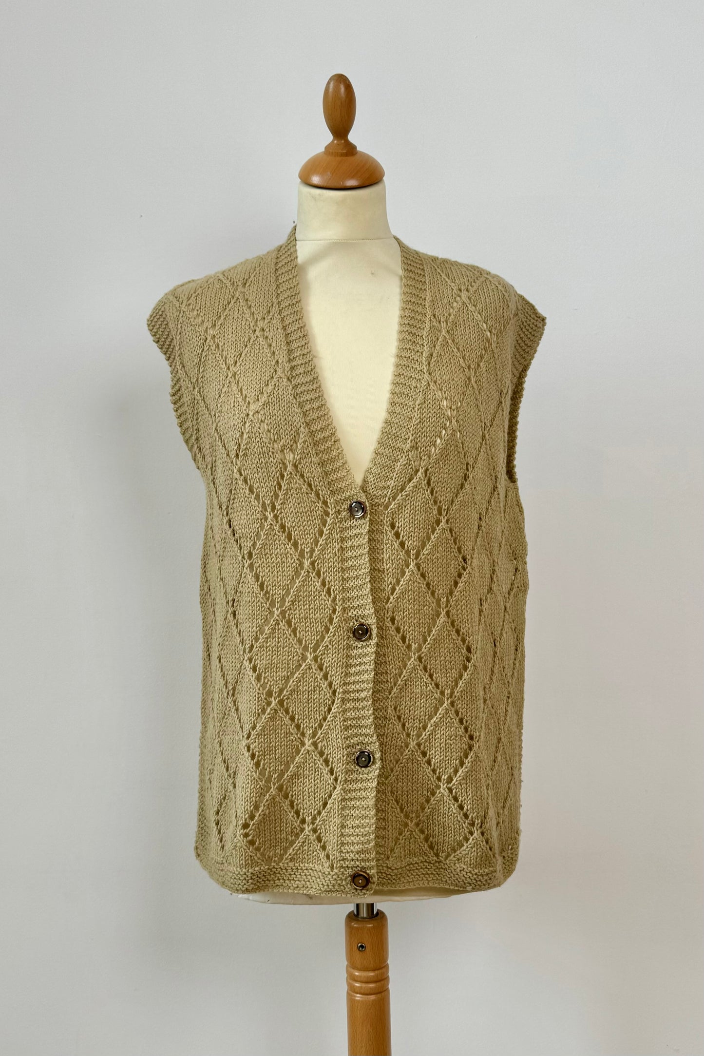 KNITTED WAISTCOAT ONE SIZE