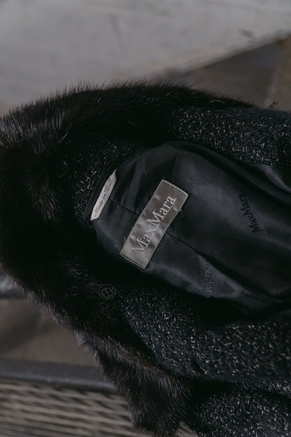 Max Mara Bouclé Black Coat with Fur Collar Size S uk 6/8