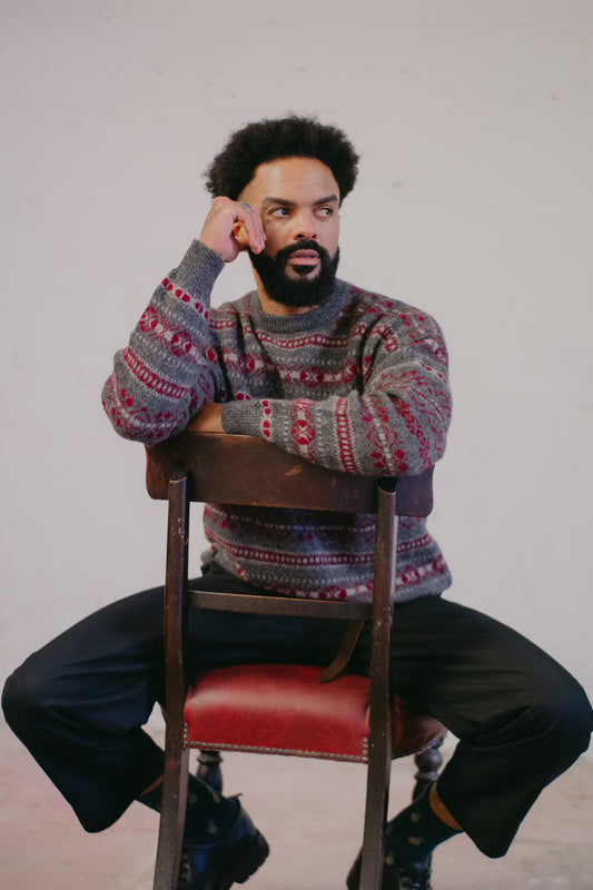 Pure wool jumper in grey and burgundy, size L/XL UK 12/14