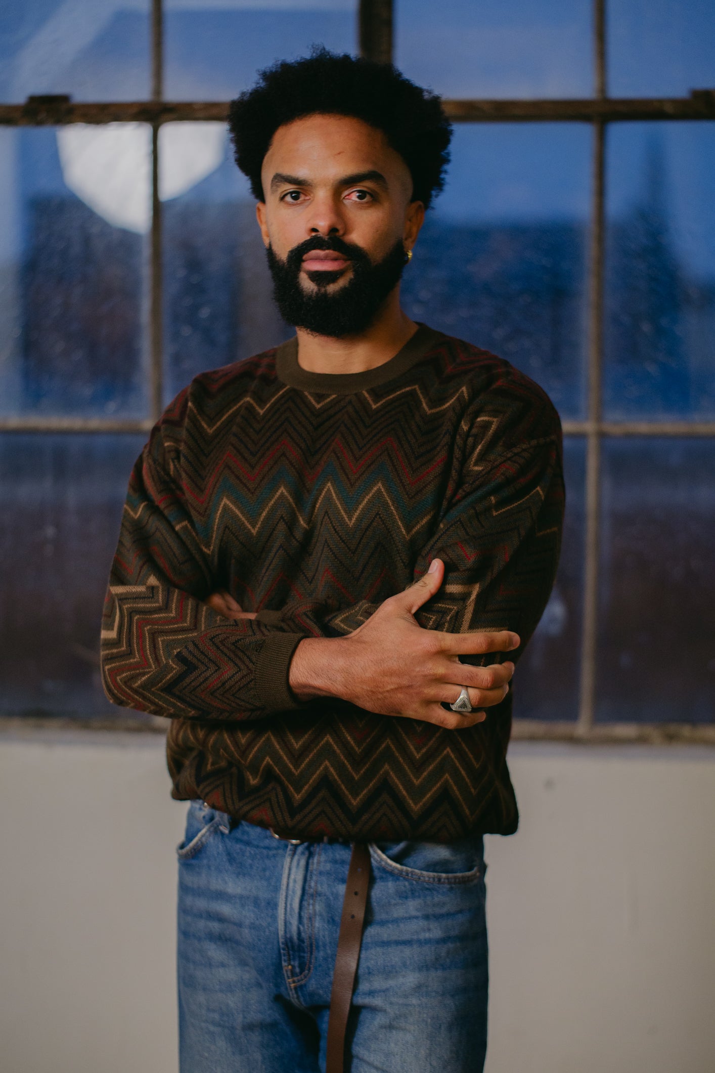 Brown knitted jumper featuring a zigzag pattern Size L UK 12