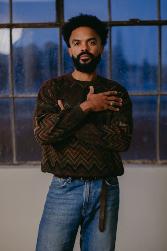 Brown knitted jumper featuring a zigzag pattern Size L UK 12