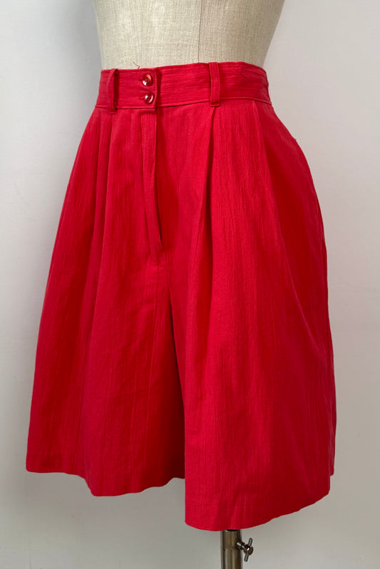 RED SHORTS SIZE S/M UK 8/10