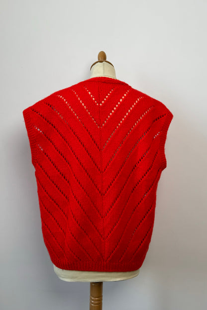 RED WOOL VEST L/XL