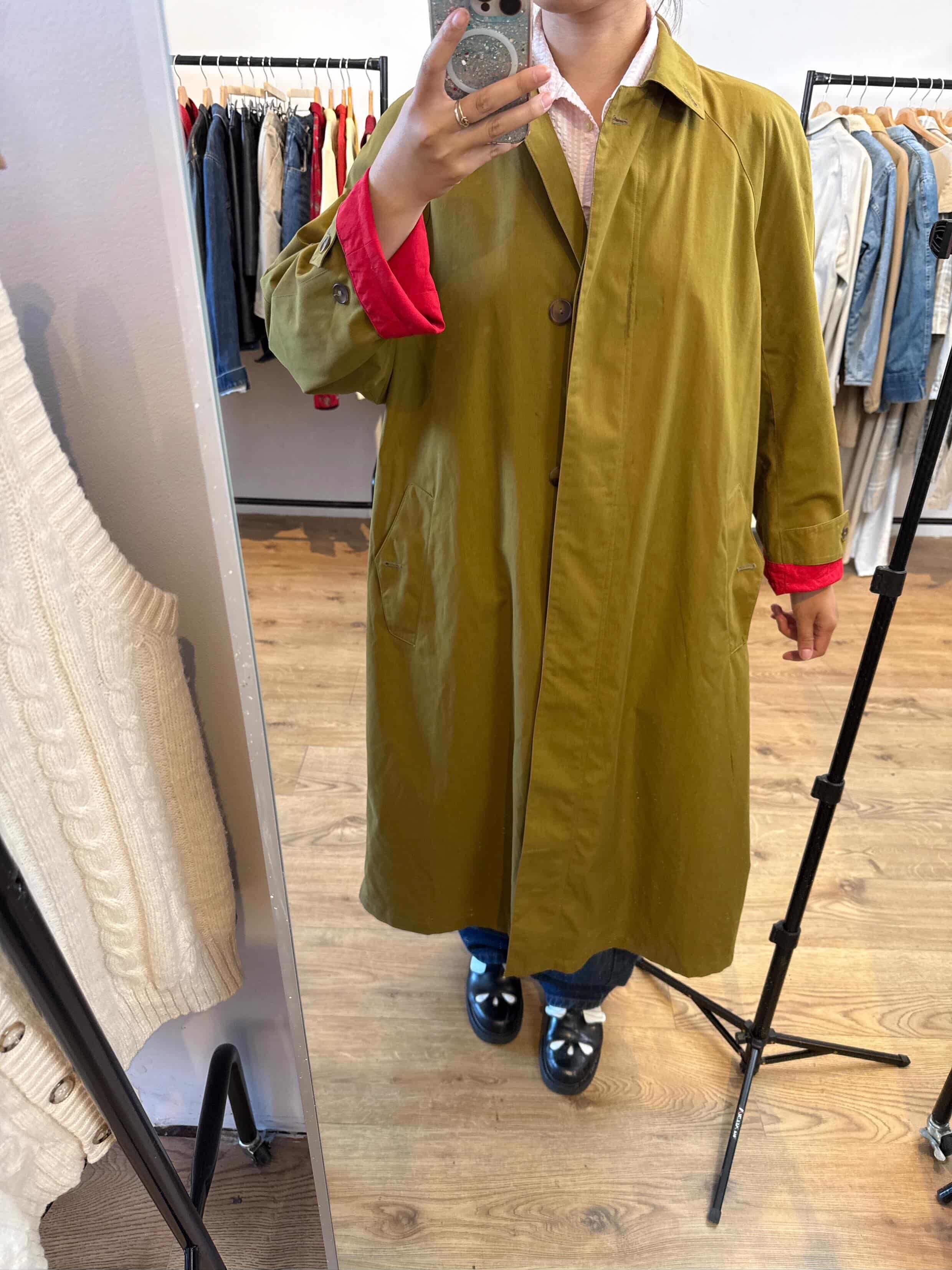 Trench coat Size M/L
