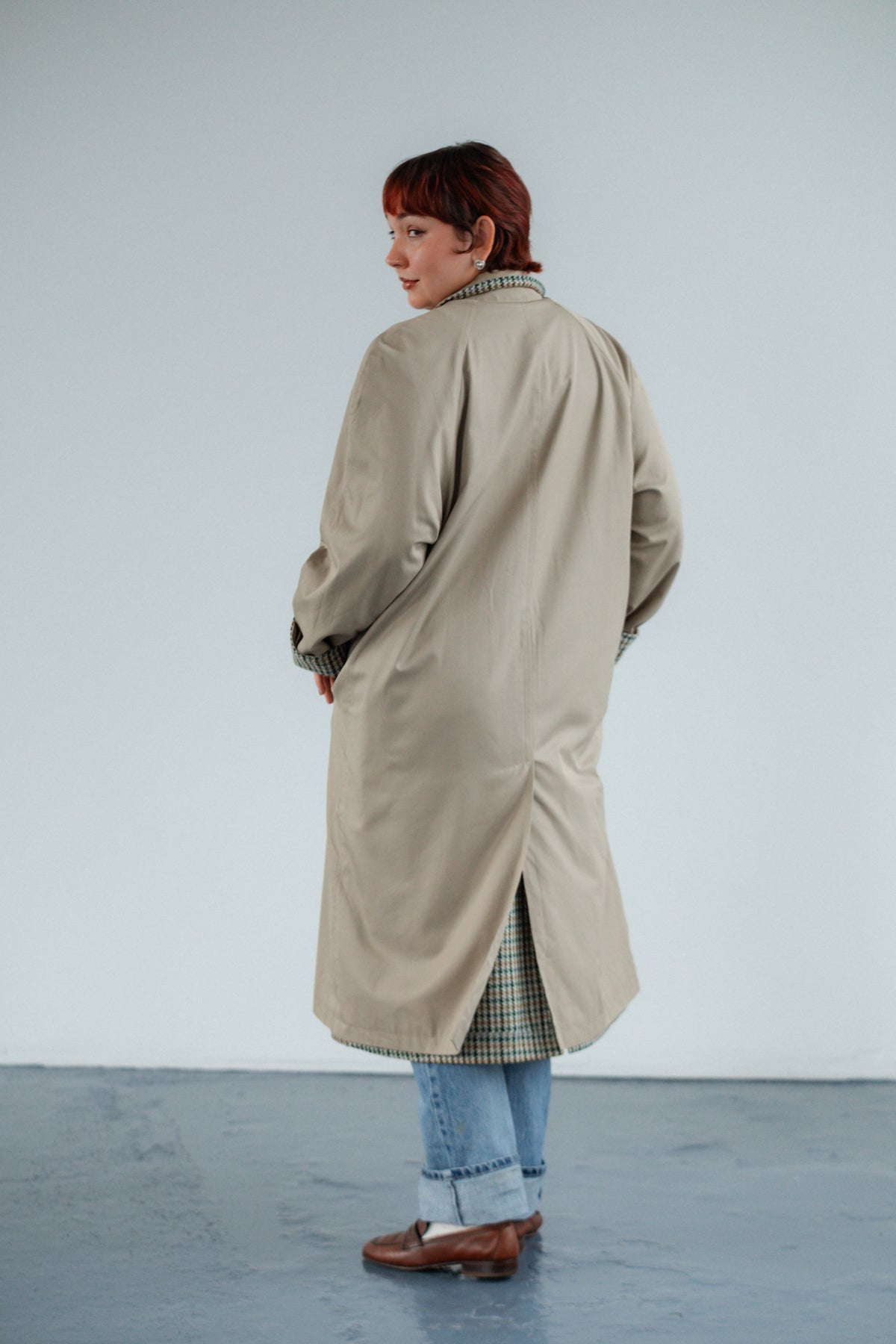 Reversible Houndstooth Trench Coat in Beige and Green