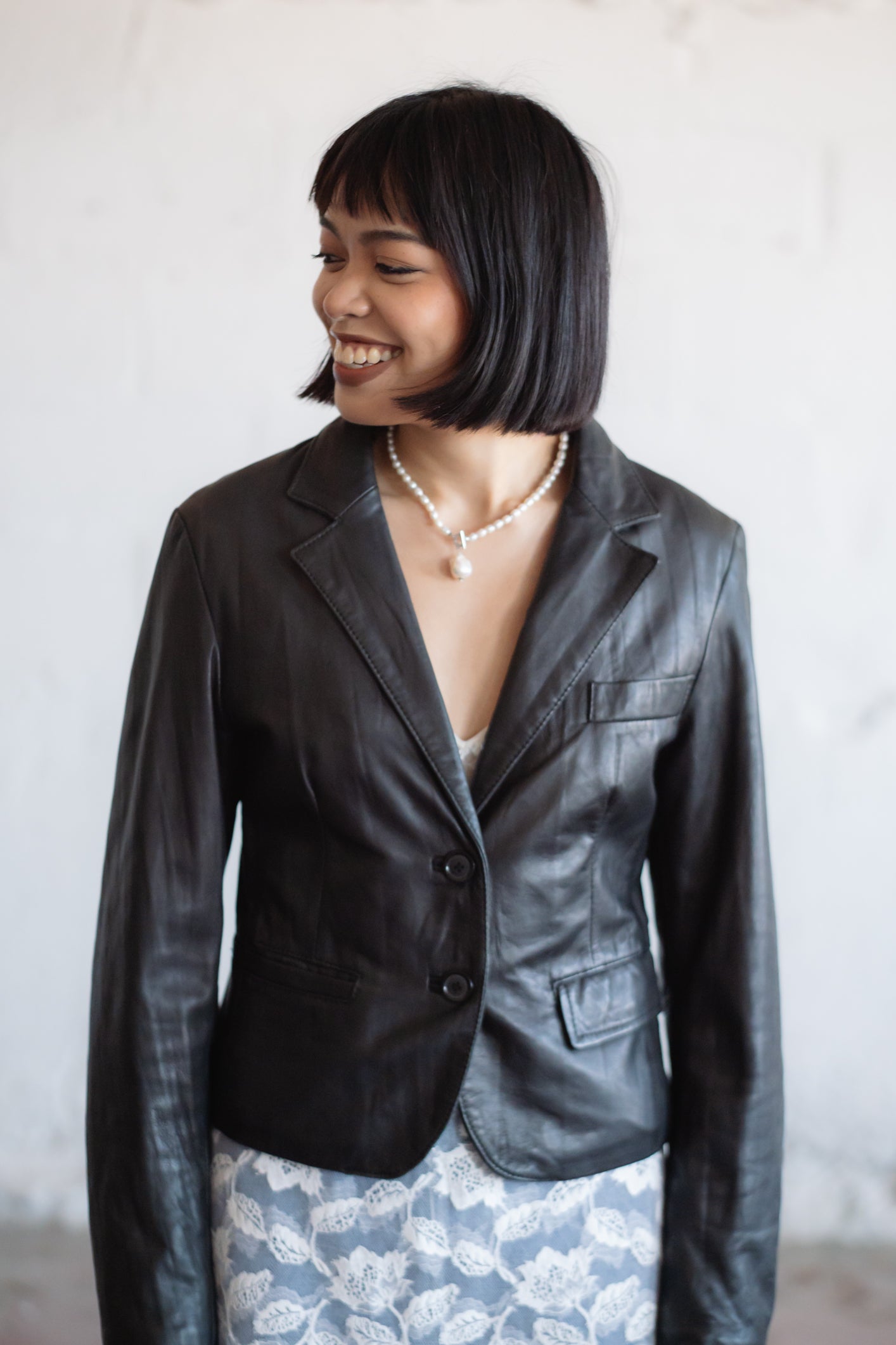 Cropped Leather Blazer in Black