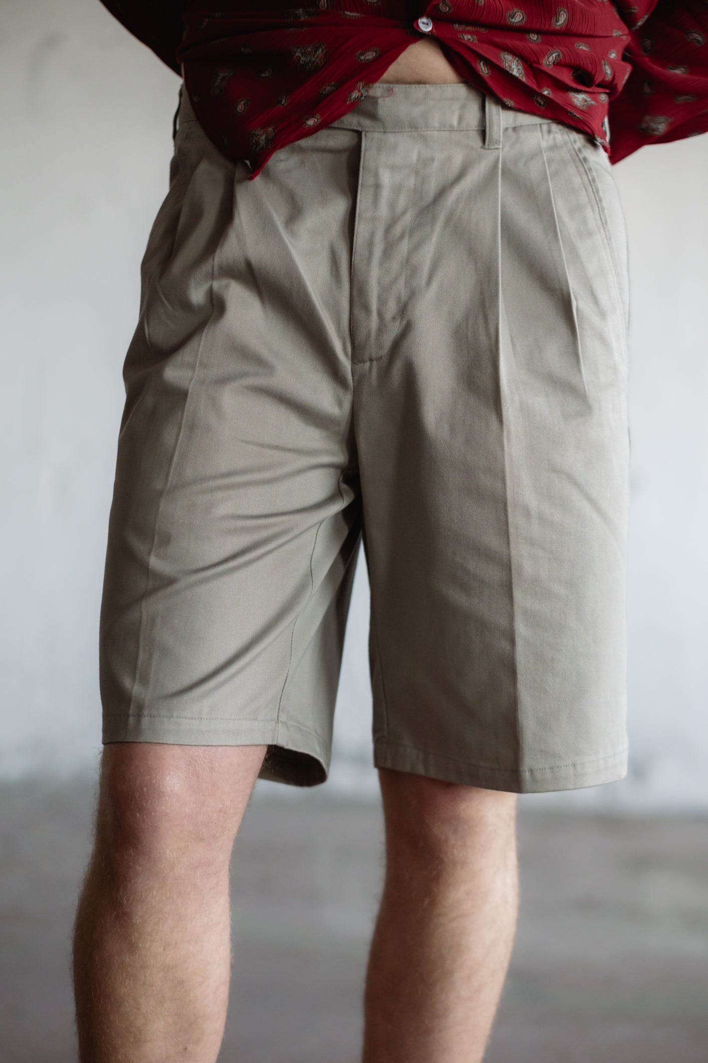 Bermuda Shorts in Light Grey